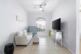 2625 NE 19th Pl, Cape Coral, FL 33909 - Photo 8