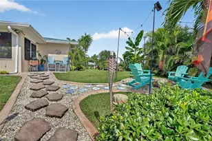 4638 Vinsetta Ave, North Fort Myers, FL 33903 - Photo 36