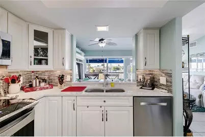 13170 Oakmont Dr #7, Fort Myers, FL 33907 - Photo 8
