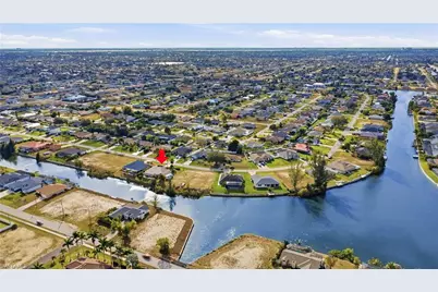 927 SW 28th Ter, Cape Coral, FL 33914 - Photo 48