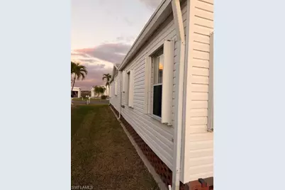 16266 Durham Ave, Fort Myers, FL 33908 - Photo 4