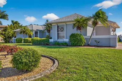 3815 Surfside Blvd, Cape Coral, FL 33914 - Photo 2