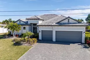 1211 SE 10th Ave, Cape Coral, FL 33990 - Photo 2