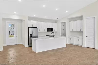 817 SW 6th Ave, Cape Coral, FL 33991 - Photo 22