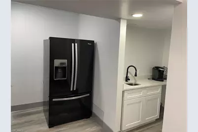 944 Country Club Blvd, Cape Coral, FL 33990 - Photo 4