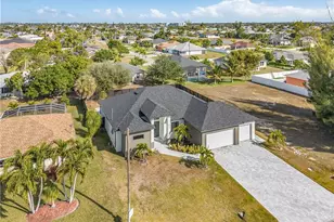 1801 SW 28th Ln, Cape Coral, FL 33914 - Photo 26