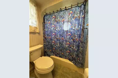 908 SE 19th St, Cape Coral, FL 33990 - Photo 14