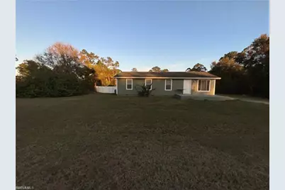 608 Wellington Ave, Lehigh Acres, FL 33972 - Photo 2