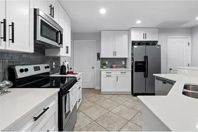 1016 SW Embers Ter, Cape Coral, FL 33991 - Photo 8