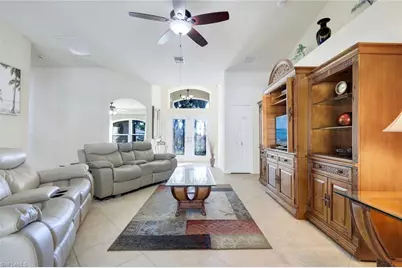 1513 SW 43rd Ln, Cape Coral, FL 33914 - Photo 8