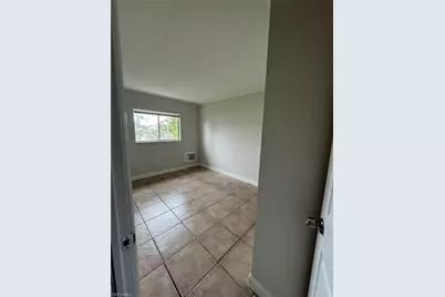 2452 Stella St #204, Fort Myers, FL 33901 - Photo 12