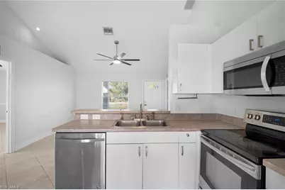 4080 24th Ave NE, Naples, FL 34120 - Photo 12