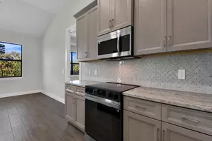 3025 NW 41st Pl, Cape Coral, FL 33993 - Photo 8