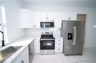 18141 E Wintergarden Ave, Port Charlotte, FL 33948 - Photo 16