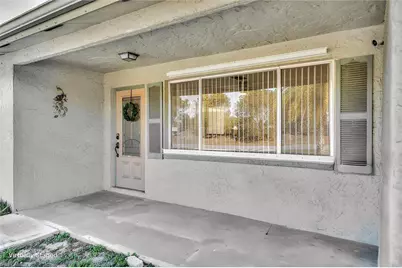 158 SE 26th St, Cape Coral, FL 33904 - Photo 4