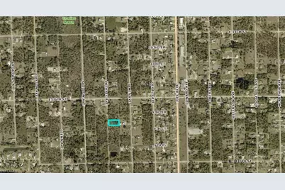 914 Michael Ave, Lehigh Acres, FL 33936 - Photo 2