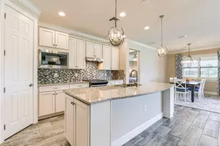 12044 Winfield Cir, Fort Myers, FL 33966 - Photo 6