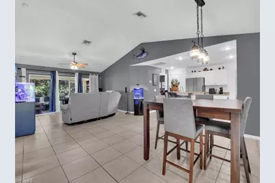 2609 NE 5th Ave, Cape Coral, FL 33909 - Photo 2