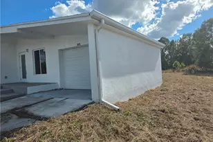 2615 32nd St SW, Lehigh Acres, FL 33976 - Photo 2