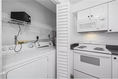 4012/4014 SW 16th Pl, Cape Coral, FL 33914 - Photo 32