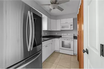 4012/4014 SW 16th Pl, Cape Coral, FL 33914 - Photo 16