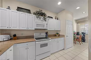 7920 Mahogany Run Ln, Naples, FL 34113 - Photo 6