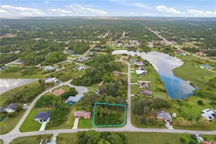 872 Geneva St, Lehigh Acres, FL 33974 - Photo 2