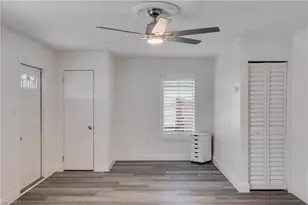 1542 Coconut Dr, Fort Myers, FL 33901 - Photo 2