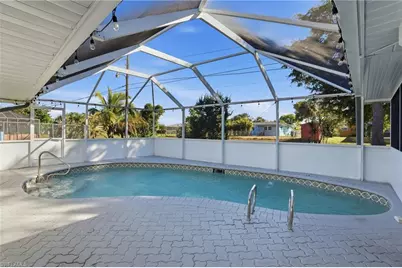 113 E Lake Dr, Lehigh Acres, FL 33936 - Photo 44