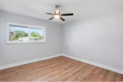 113 E Lake Dr, Lehigh Acres, FL 33936 - Photo 34