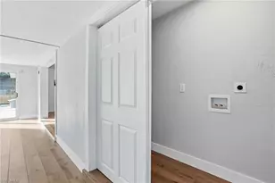 113 E Lake Dr, Lehigh Acres, FL 33936 - Photo 28