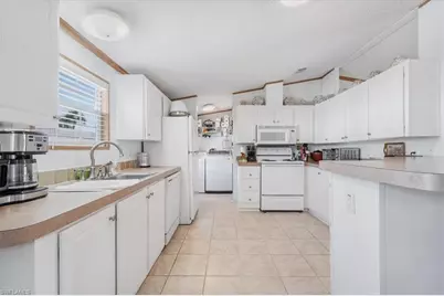 3127 Bayside Pkwy, Punta Gorda, FL 33982 - Photo 16