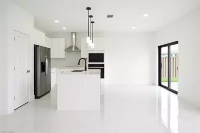 3813 25th St SW, Lehigh Acres, FL 33976 - Photo 8