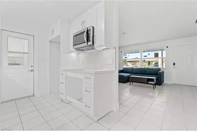 11828 Island Ave, Matlacha, FL 33993 - Photo 10