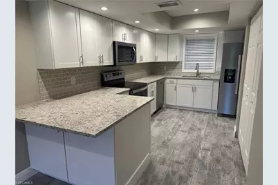 14053 Northumberland Dr #104, Fort Myers, FL 33908 - Photo 6