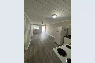 2643-2651 Lafayette St #2649, Fort Myers, FL 33916 - Photo 6