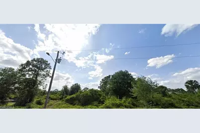 528 Parker Ave S, Lehigh Acres, FL 33974 - Photo 1