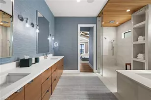 5661 Riverside Dr, Cape Coral, FL 33904 - Photo 22