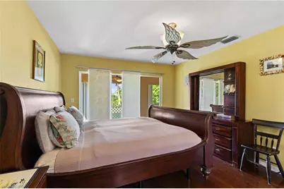 2114 SE 8th Pl, Cape Coral, FL 33990 - Photo 12