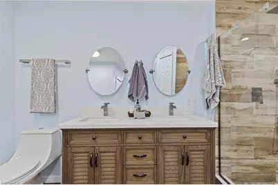 2114 SE 8th Pl, Cape Coral, FL 33990 - Photo 14