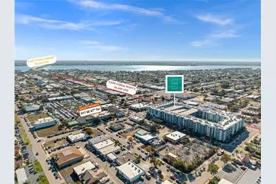 917 SE 47th Ter, Cape Coral, FL 33904 - Photo 4