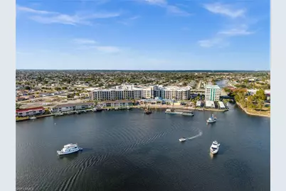 917 SE 47th Ter, Cape Coral, FL 33904 - Photo 46