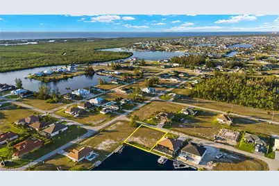 4204 NW 22nd St, Cape Coral, FL 33993 - Photo 10