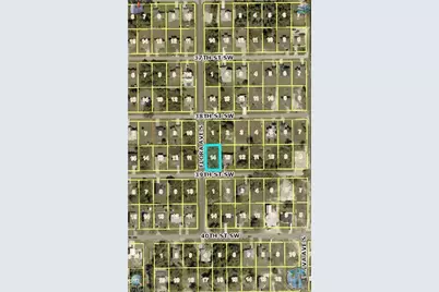 2712 39th St SW, Lehigh Acres, FL 33976 - Photo 2