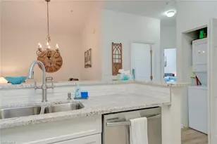 15430 Bellamar Cir, Fort Myers, FL 33908 - Photo 4