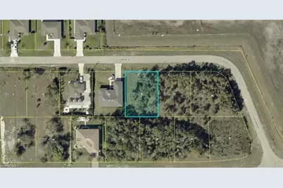 258 Lunette St, Fort Myers, FL 33913 - Photo 2