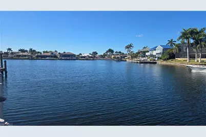 5747 SW 9th Ct, Cape Coral, FL 33914 - Photo 4