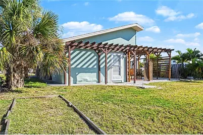 2753 N Ibis Ct, Saint James City, FL 33956 - Photo 26