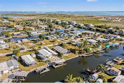 2753 N Ibis Ct, Saint James City, FL 33956 - Photo 28