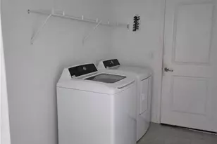 4125 NE 15th Pl, Cape Coral, FL 33909 - Photo 4